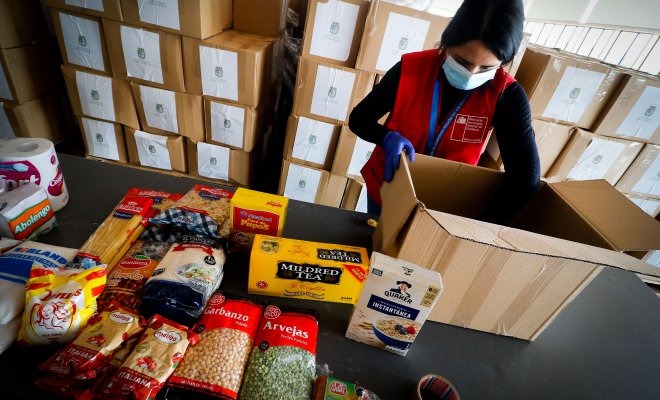 cajas de alimentos